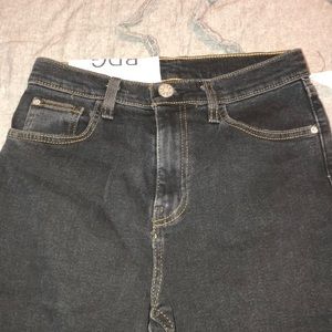 BDG Denim Girlfriend High Rise Black Wash Jean